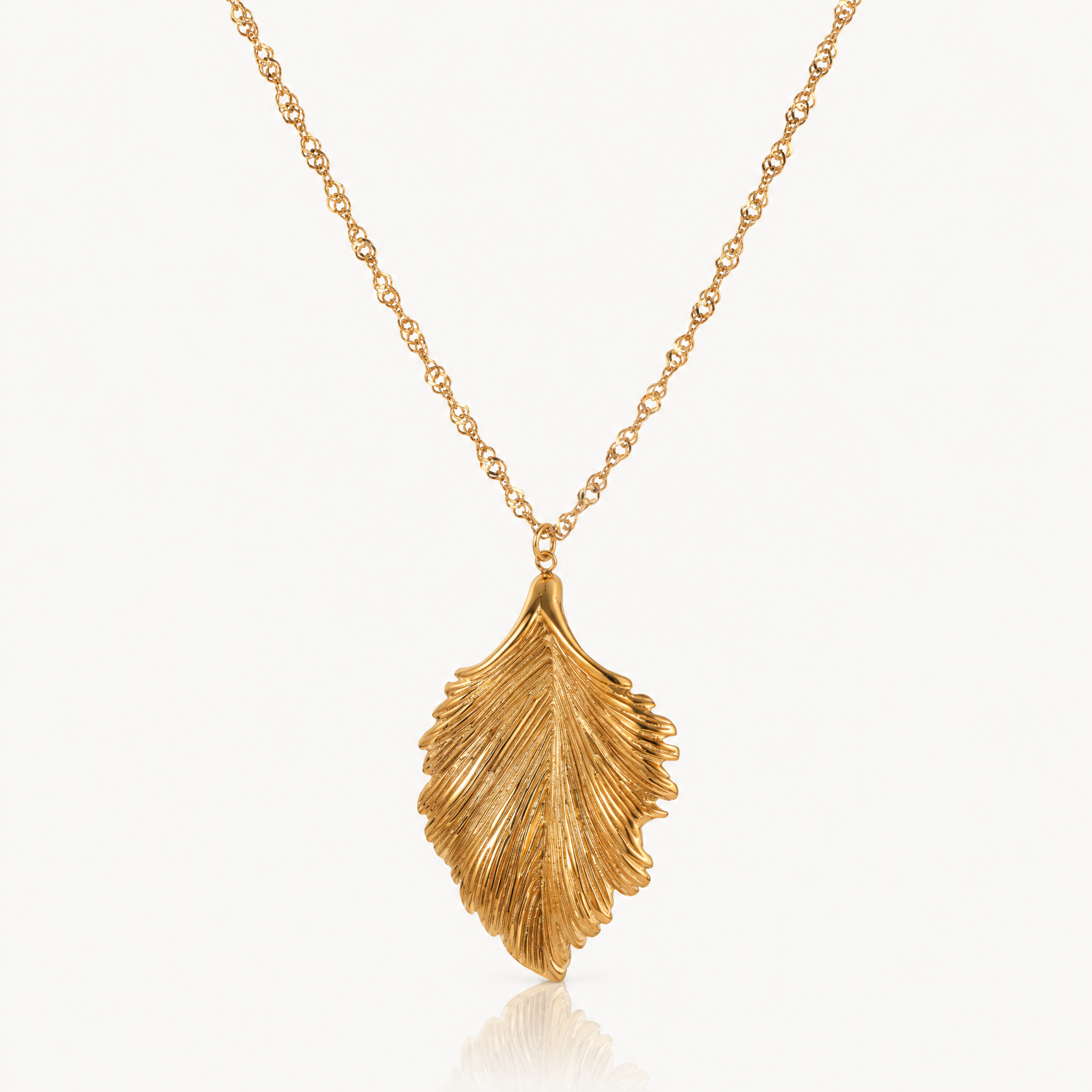 Gold-tone leaf pendant necklace