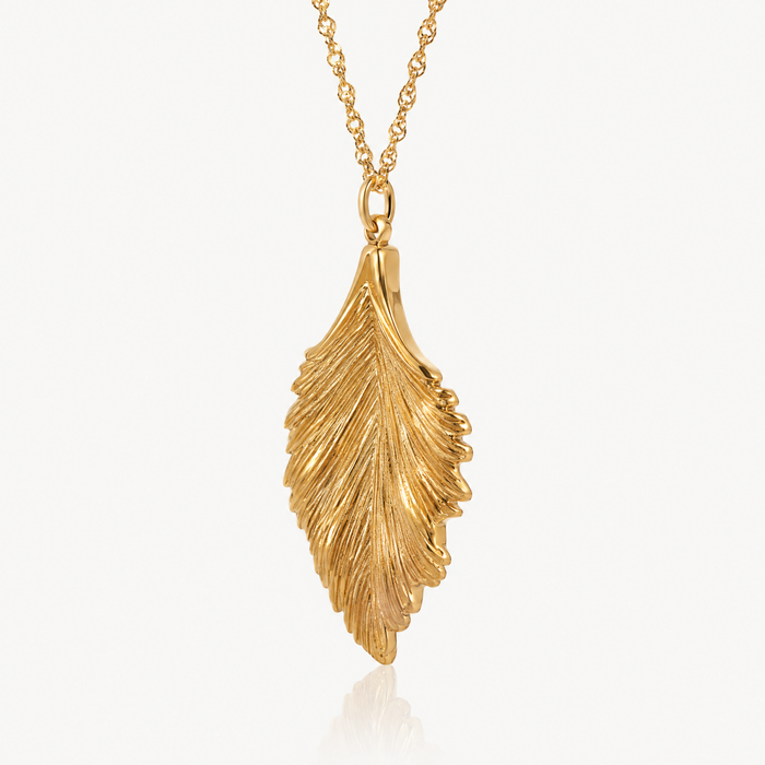 Gold-tone leaf pendant necklace